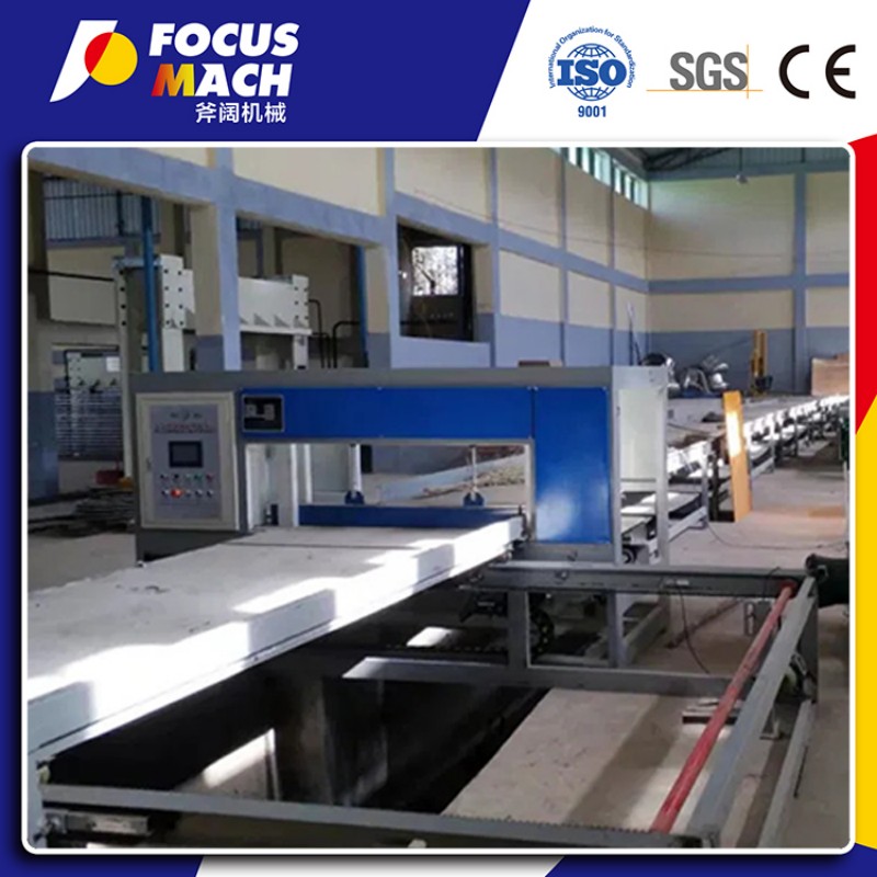 PLYWOOD PAVING MACHINE